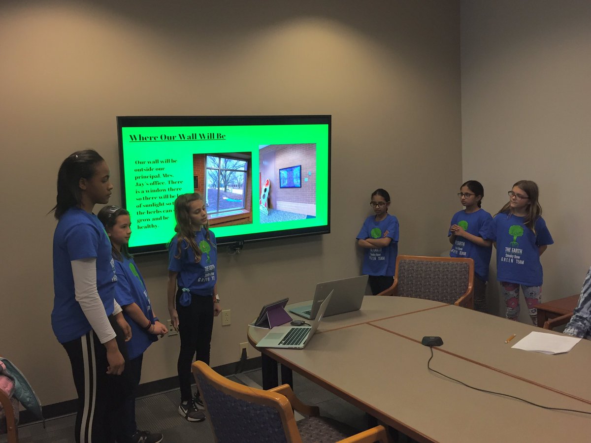 These girls did a great job presenting for our Green Team Grant🌱. We are so excited for what’s to come! <a href="/SmokyRow1/">Smoky Row Elementary</a> 🚀❤️💙