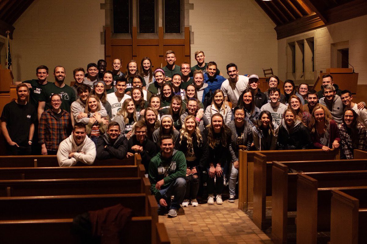 thecommonsmi's tweet photo. Two nights ago our college ministry, The Salt Company, had its first gathering on campus at @michiganstateu! Over 130 students packed out the MSU Alumni Chapel in the middle of campus. What a night! We can’t wait to launch @saltmsu in the Fall! #gogreengowhite https://t.co/3XblDuQhjt