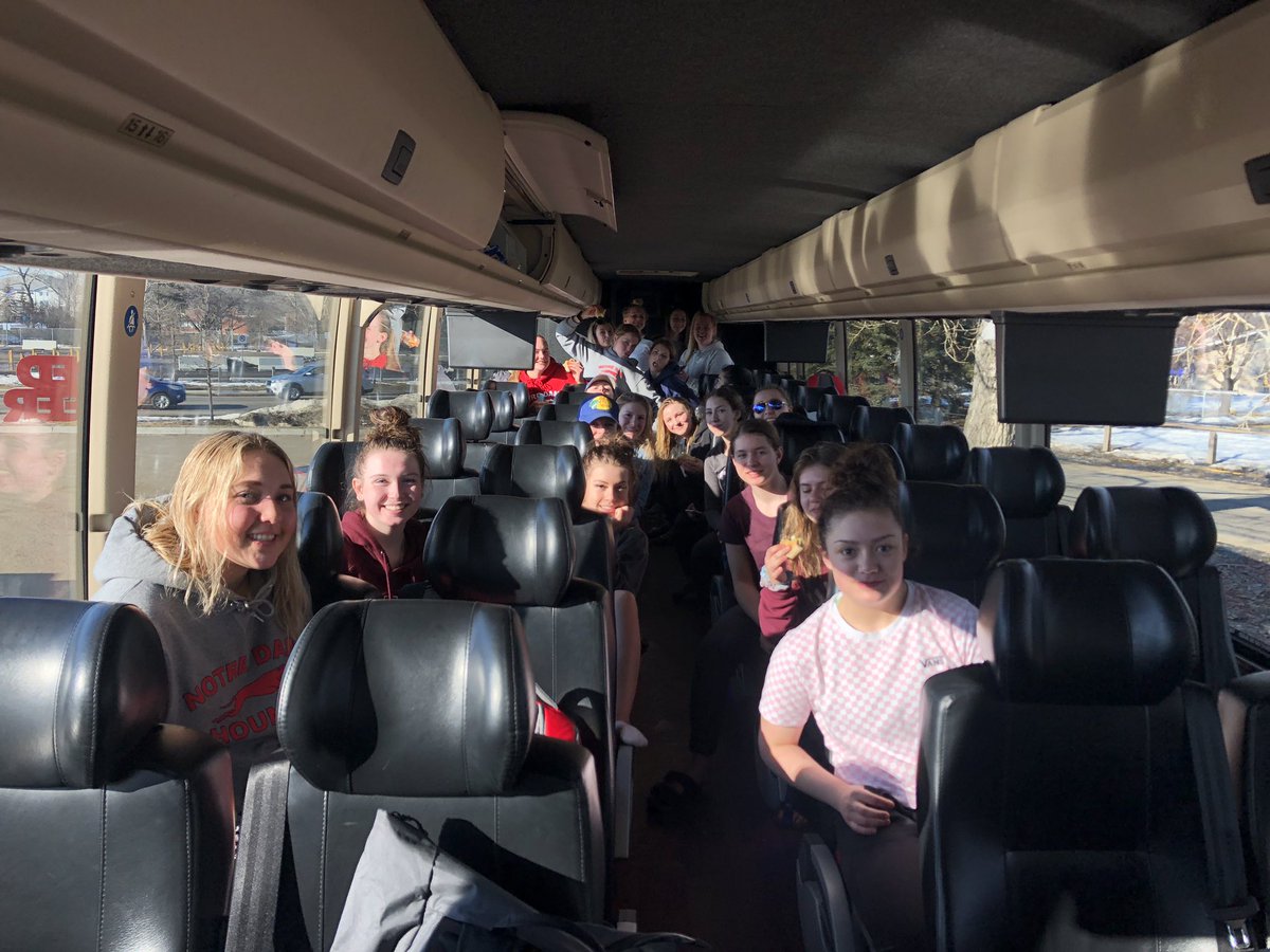 rdsfaaachiefs's tweet photo. One final ice time and now the team is headed North to set up camp in St. Albert for @2019Female. #ChiefsREnroute #Girlsonthebus2K19 #FearTheChiefs #UnitedInRed #4to1 #Believe https://t.co/xbFjCLjgTp