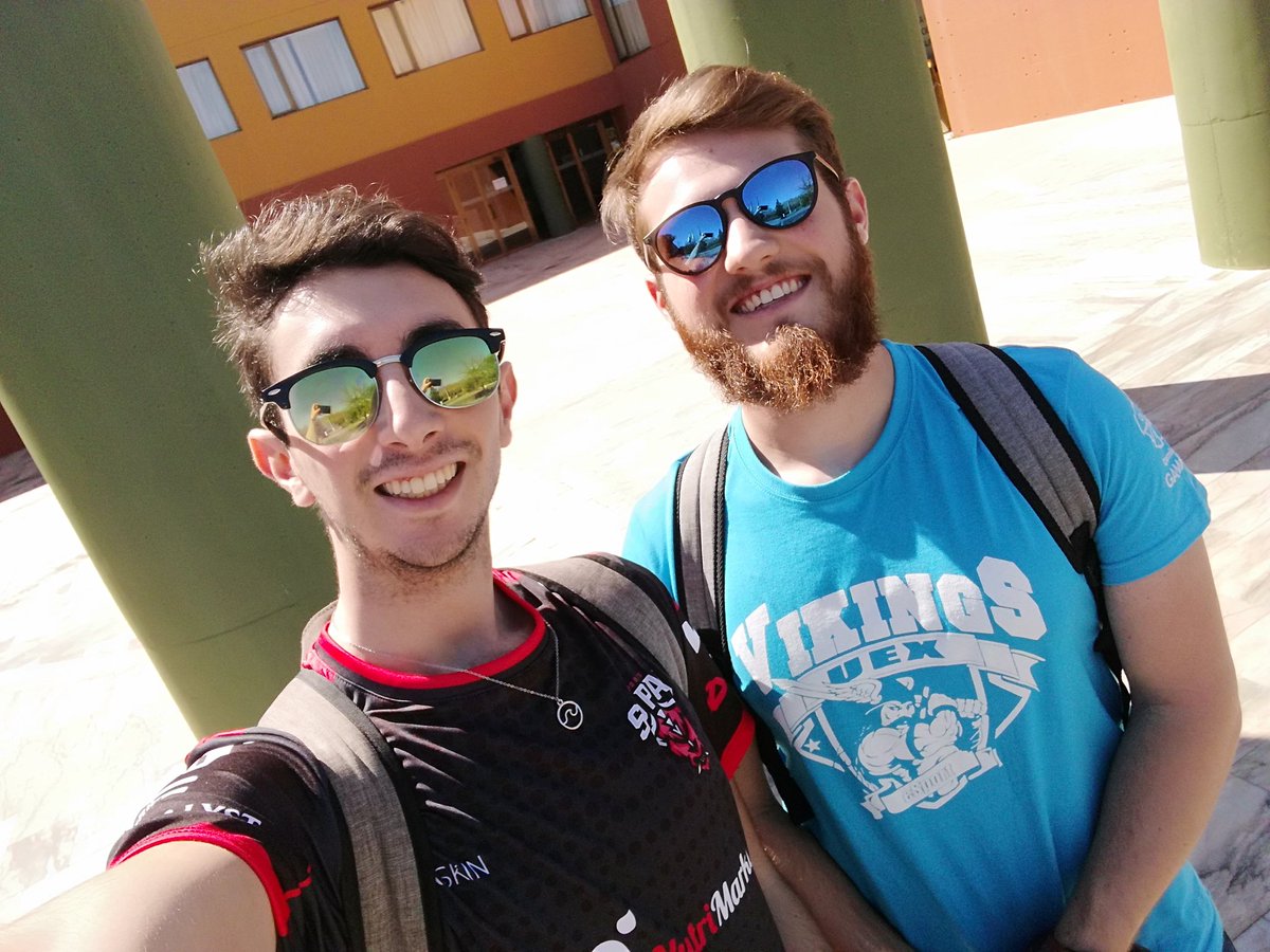 MarcosCorbacho's tweet photo. Gracias a la @Junta_Ex @University_ES @VikingsUEX y @SupayeSports por este pedazo de día, he podido participar como ponente invitado en el curso de "Esports: Deporte electrónicos, requisitos y retos para una práctica saludable." El curso ha sido increíble por lo que han comentado https://t.co/4piz4rvjfF