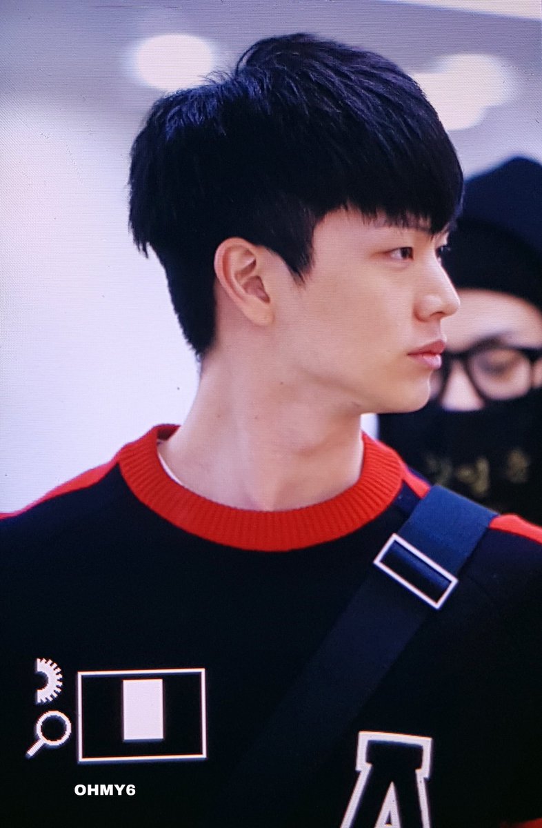 190322 김포공항(<a href="/BTOB_6SJ/">육성재</a>)
#성재 #육성재 #비투비