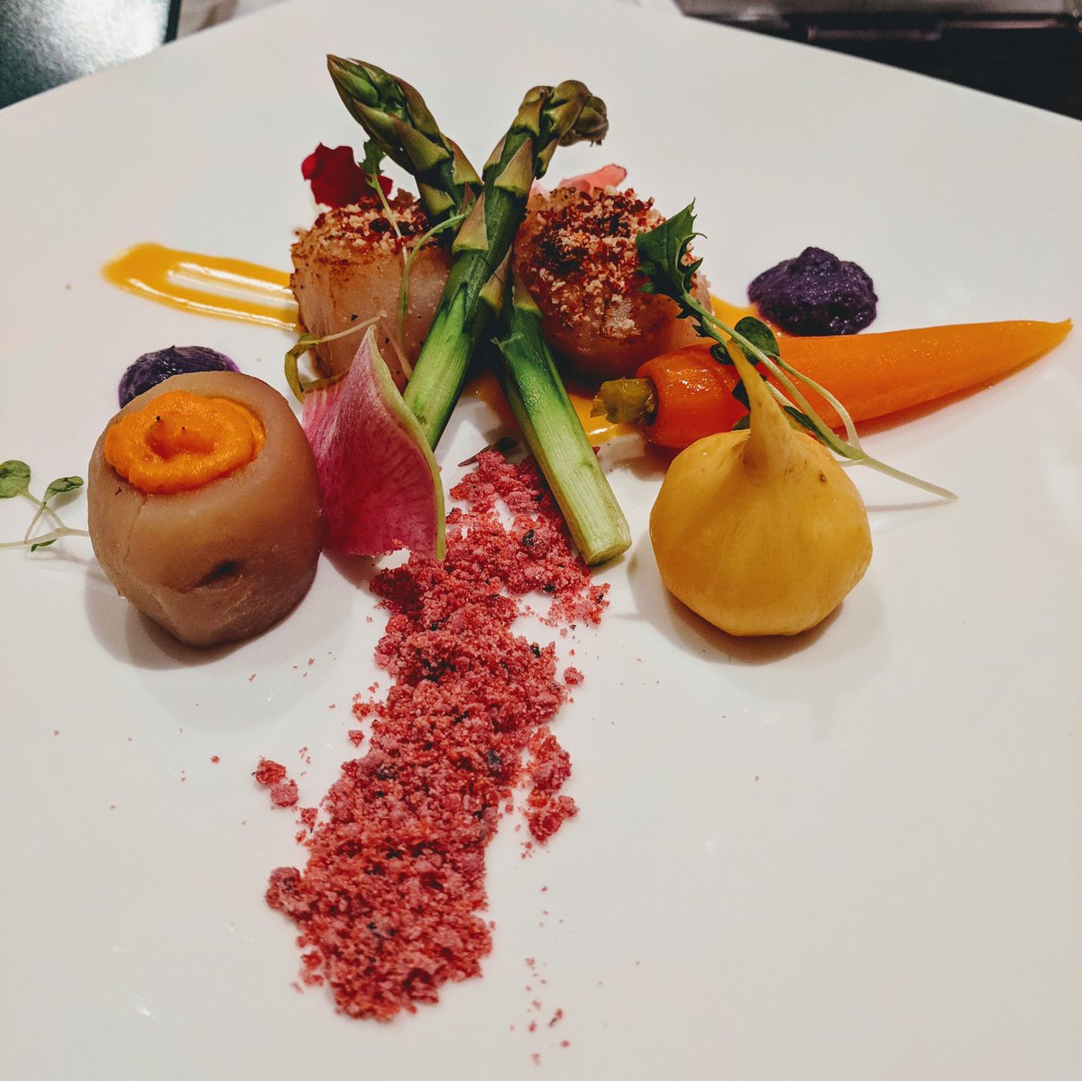 diversivore's tweet photo. I told you that I was invited to do some judging at last night's @BCProduceBC #healthychefbc event, and I've got pics to make you hungry. First up, dessert & main from @BeachGroveGolf https://t.co/eDWMQLbD8Z