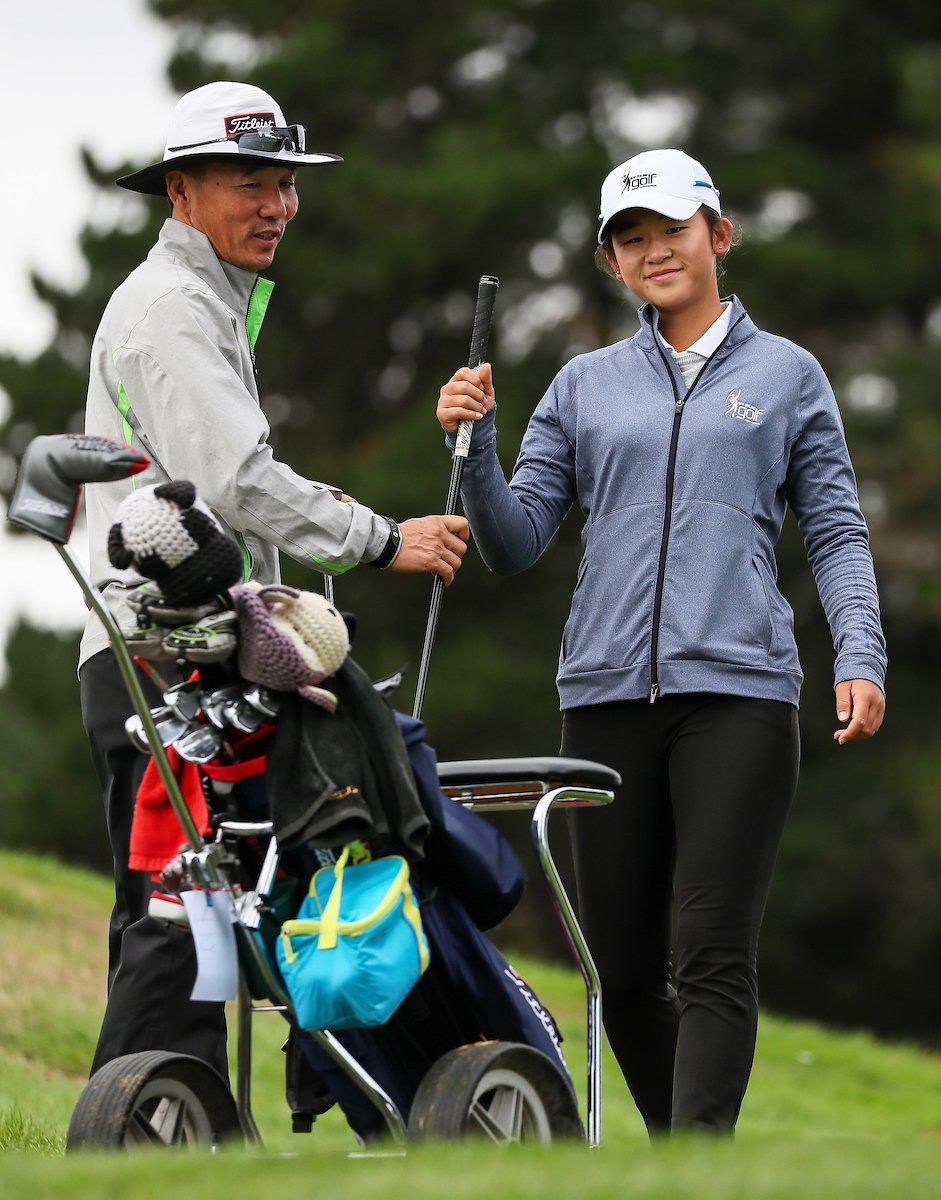 golfnewzealand_'s tweet photo. Vivian Lu has more reasons to smile as she currently sits at -5 par for her round with three holes to go! It seems like nothing can stop her 👀

Leaderboard 📲👉 https://t.co/ajCKSWvGNb … … … https://t.co/opVF1iqjeC