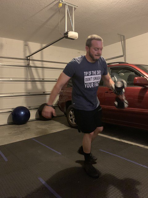 Jobuffalo2's tweet photo. #p90x3 #eccentriclower Excellence is not a skill its an attitude! Day 39 of 90 #doyourbest #AlwaysEntertaining https://t.co/huOpTn94sv