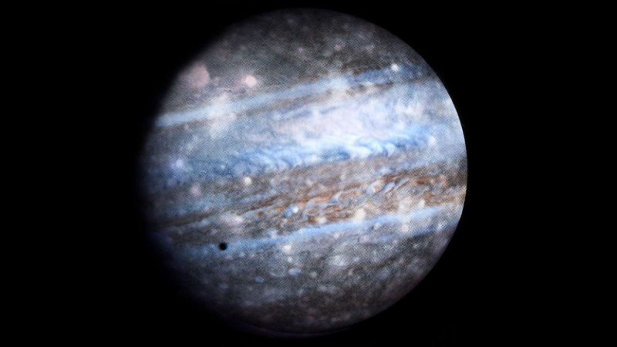 TheOnion's tweet photo. Distant Planet Terrified It Might Be Able To Someday Support Human Life https://t.co/WwG29iXAmd https://t.co/ArQM5bR8w9