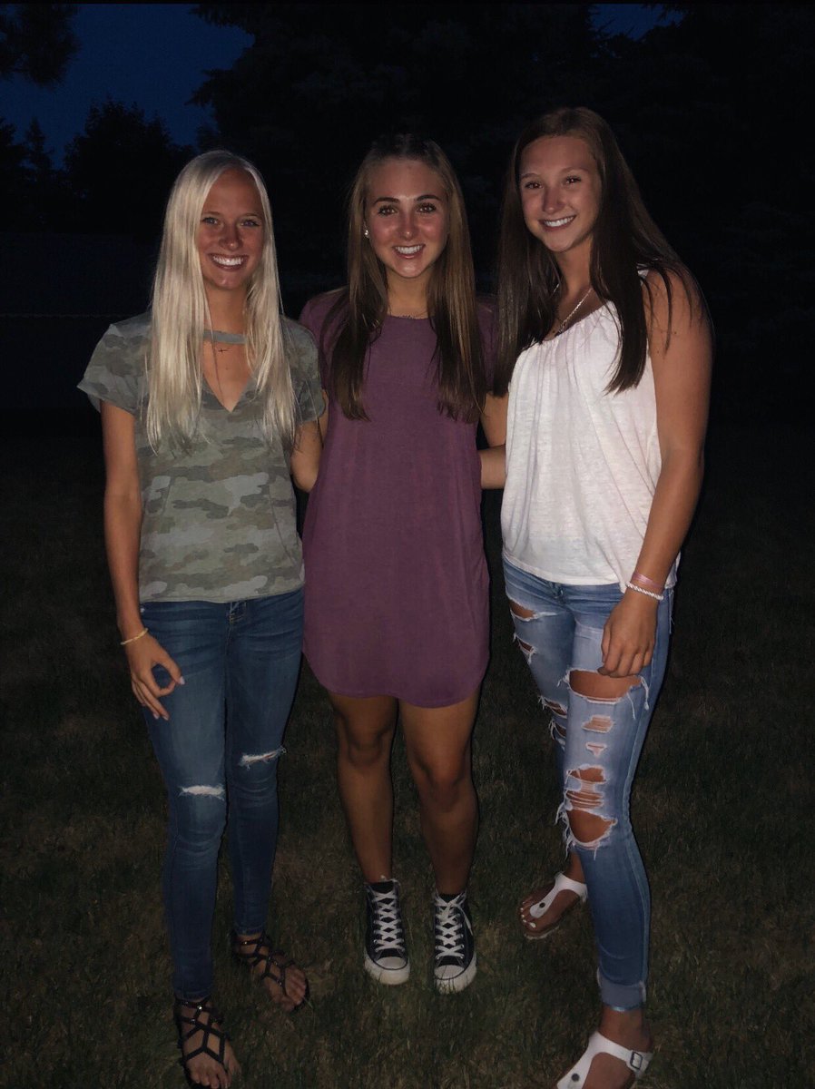 PearlmanAlly's tweet photo. Happy birthday chloe!! Love you so much &amp; hope you had a great day!:)) Thx for all the great memories cant wait to make many more😘 @chloeesch22 https://t.co/lYotajBWSN