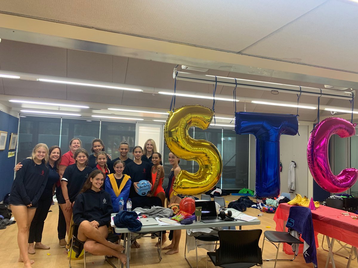 In the ⁦<a href="/StCatherinesSyd/">St Catherine's Sydney</a>⁩ green room at the #swimming carnival.  Top spot!