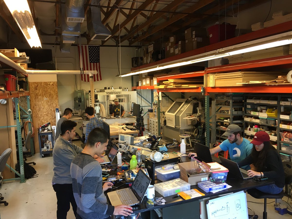 This is what I always dreamed inventopia would be: Here we have a busy shop with students from both Sac State and UCD clubs, working right alongside real startup companies.  THIS is the future of technology and the manufacturing sector in our state.