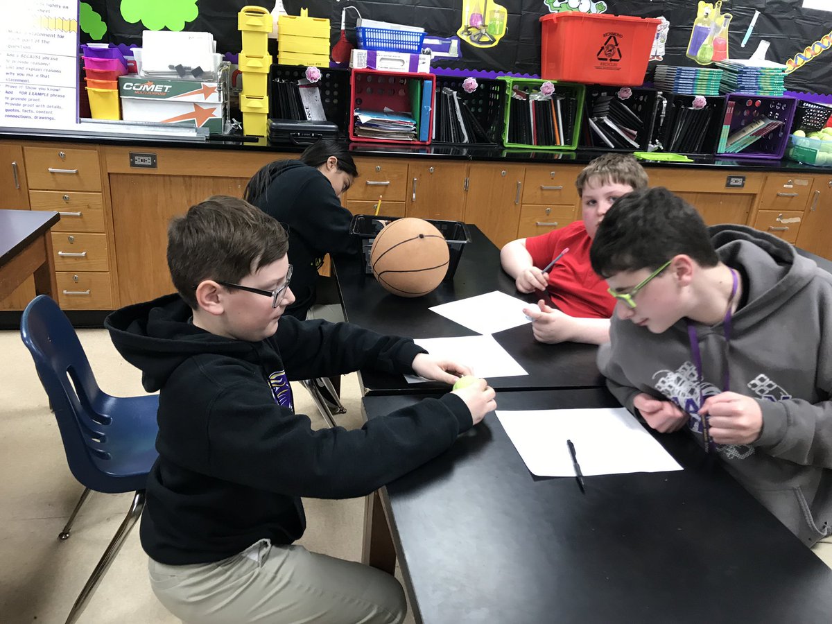 MMS_Panthers's tweet photo. Exploring relationships in 6th grade science #Models #SunMoonEarth #ProportionalRelationships #PantherPride #GreatDay2BAPanther https://t.co/2zJXPHcQYQ