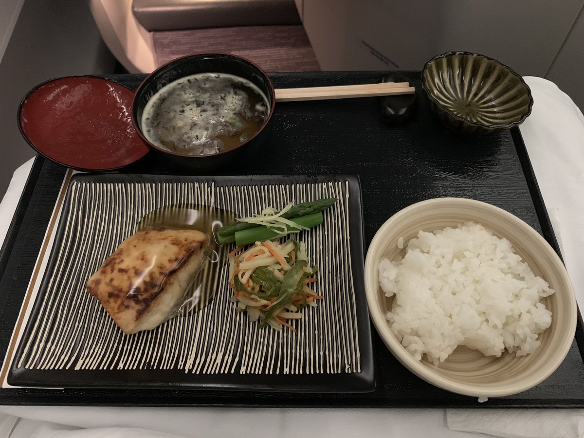 oneayjlaa's tweet photo. #MH71 #機内食クラブ #KUL https://t.co/Ct8qL2Liqr