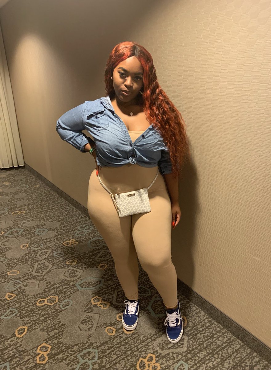 _ColorMeTee_'s tweet photo. Don’t Sleep On The One You’ve Been Dreaming About 💙🦋✨ #YourFAV #New2Yall #Old2Me https://t.co/fM3EAOavWh