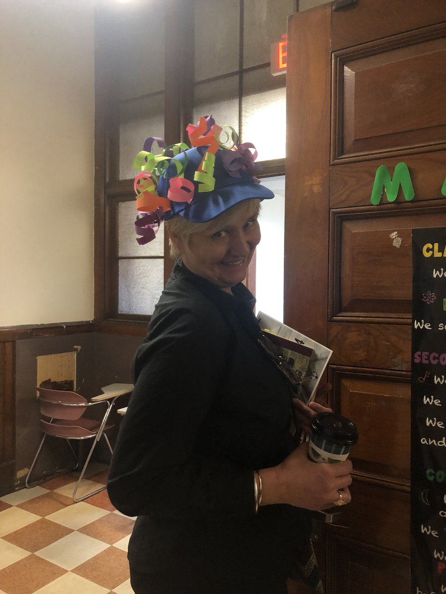 K2run's tweet photo. Now this is what you call #Spirit. Big Thanks to all the Teachers &amp; Staff @WestBroadwayMS who participated in crazy hair &amp; hat day  @ElainaMuratori @DVC2005 @ms_maiorano #original #creative #fun https://t.co/kCOohkbIM8