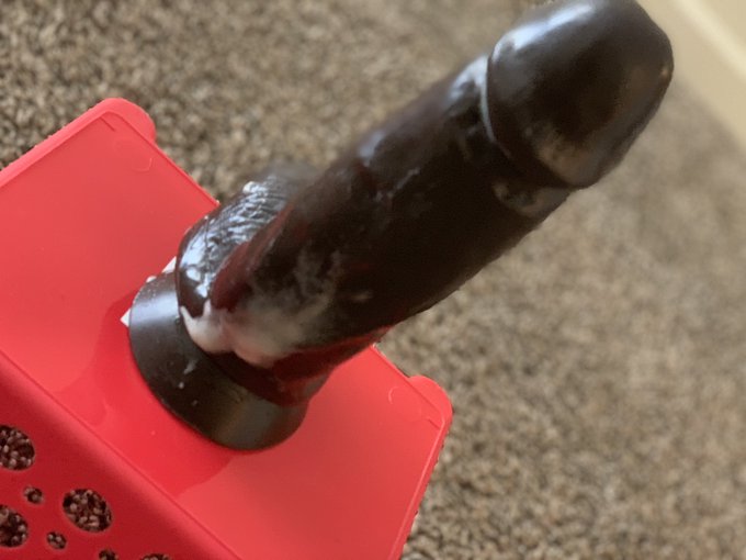 Who gone subscribe to my jff page rt if you wanna watch me work this beautiful chocolate mass rt 400<a href="/tag/newprofilepic"class="tags"><span>#newprofilepic</span></a>