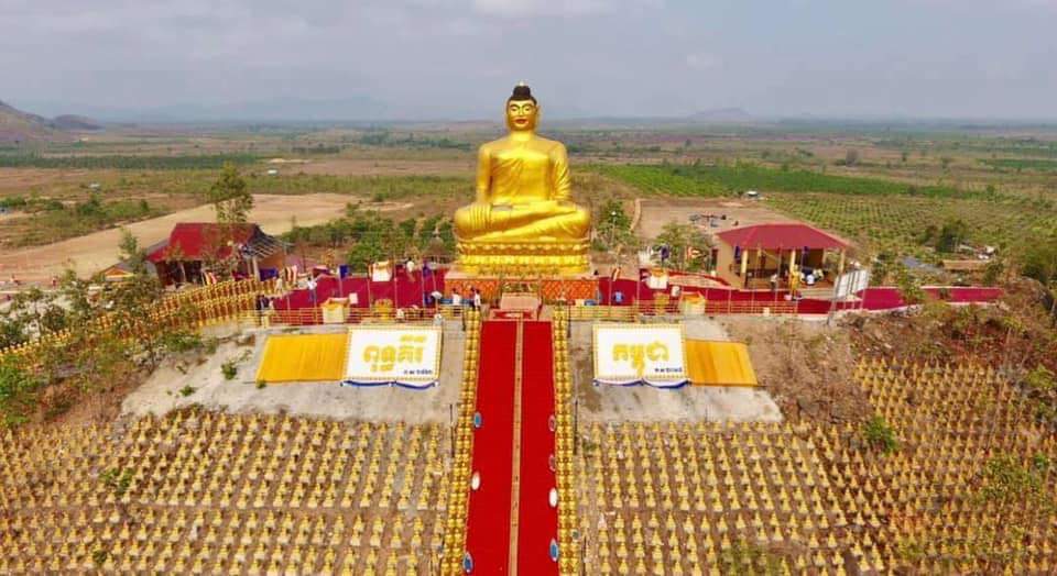 chhen_to's tweet photo. buddhism in Cambodia country. I love Buddhism. https://t.co/N4kZqqT3TV