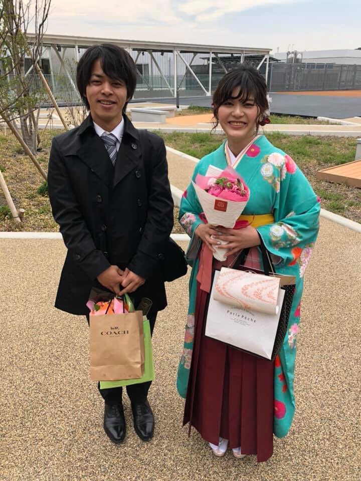 tirols1's tweet photo. 九大の卒業式です！
さきさん🌸いけたくさん🌸
卒業おめでとうございます㊗️ https://t.co/YNVdwNJgt8