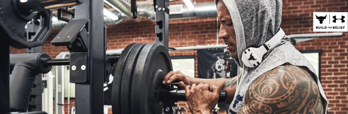 therockBRA's tweet photo. Os novos produtos da campanha #BendBoundariesCollection para a @UnderArmour já estão disponíveis. https://t.co/ylnicBIV54 https://t.co/z21CfGp3fX