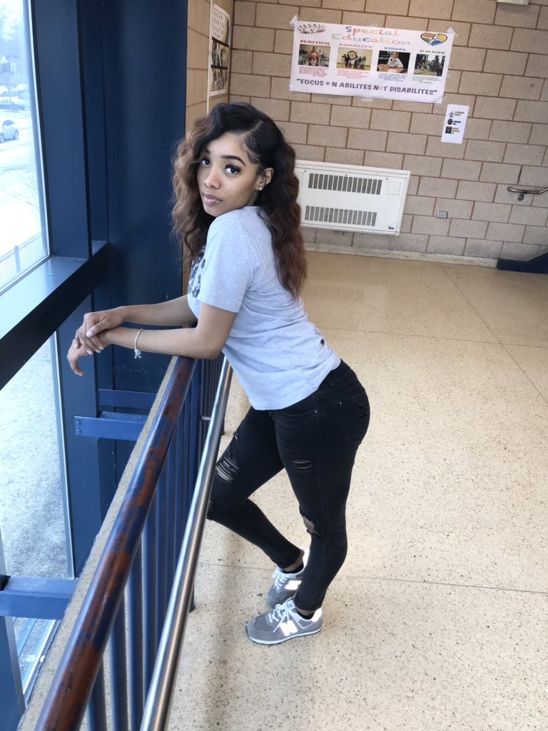 FinestStar_'s tweet photo. i swear she nothin like the rest🖤! https://t.co/y8G4ps1hgZ