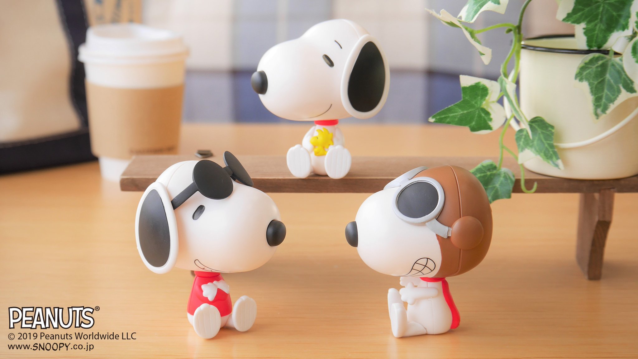 公式 バンダイ ガシャポン 商品情報 スヌーピーがカプキャラに登場 大人気のカプキャラシリーズにスヌーピーが仲間入り 耳や腕を動かせたりサングラスをかけることもできるよ 変装上手なスヌーピーのいろんな姿を楽しんでね ガシャポン 公式 バンダイ ガシャポン 商品情報 スヌーピーがカプキャラに登場 大人気のカプキャラシリーズにスヌーピーが仲間入り 耳や腕を動かせたりサングラスをかけることもできるよ 変装上手なスヌーピーのいろんな姿を楽しんでね ガシャポン
