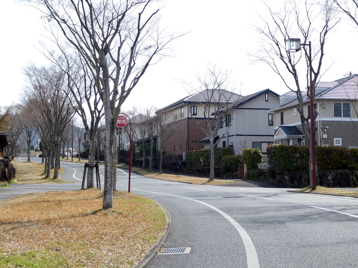 まっち 可児市 桜ヶ丘ハイツなぅ 岐阜県屈指の高級住宅街 まるで公園のような美しい景観が続く まっち 可児市 桜ヶ丘ハイツなぅ 岐阜県屈指の高級住宅街 まるで公園のような美しい景観が続く