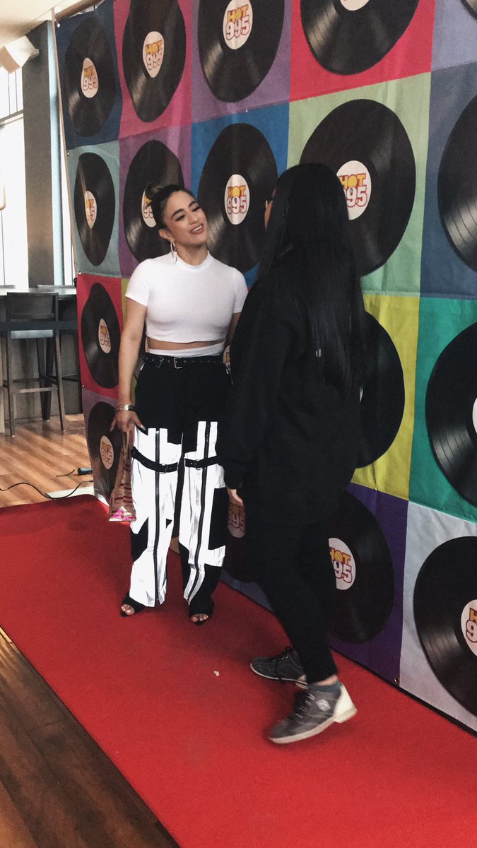 coconilaa's tweet photo. @AllyBrooke today was unforgettable! thank you for everything 😭 I love you soo much 💜 https://t.co/92u6V4xR2r