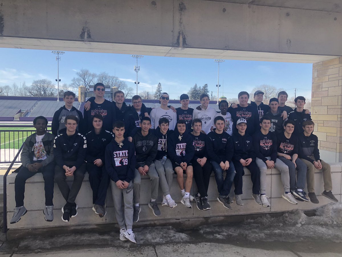 CoachKeating's tweet photo. St Peter 53 Melrose 58. The end is hard but it won’t take away from what this TEAM has become. Seniors led us, and everyone bought in, so I couldn’t be prouder to be their coach. Shows what happens when you get over yourself and into the TEAM. #FamilyTogether https://t.co/txuJb223Pa