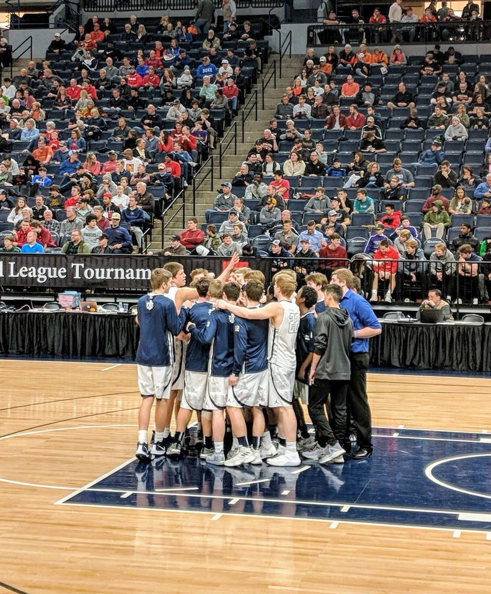 CoachKeating's tweet photo. St Peter 53 Melrose 58. The end is hard but it won’t take away from what this TEAM has become. Seniors led us, and everyone bought in, so I couldn’t be prouder to be their coach. Shows what happens when you get over yourself and into the TEAM. #FamilyTogether https://t.co/txuJb223Pa