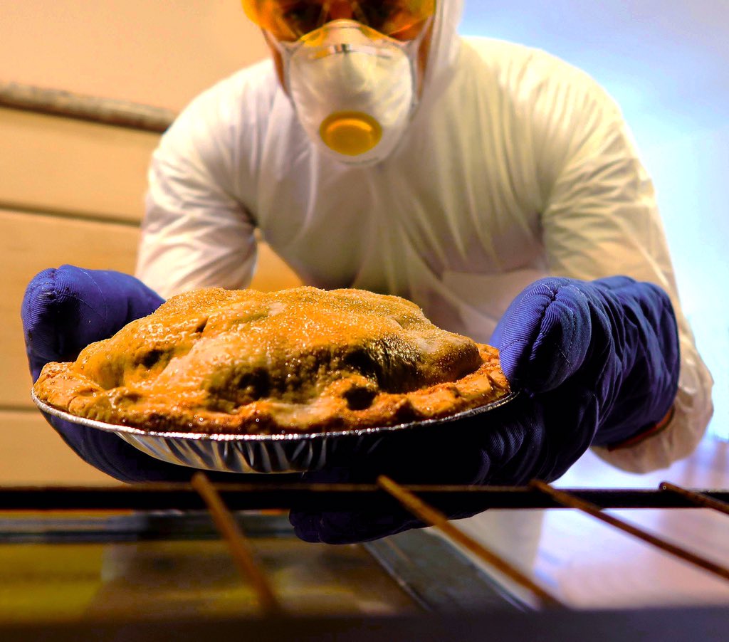 Alex_Boundless's tweet image. Go to instagram.com/alextheboundle… to join a discussion about #gmo and the #healthrisks as well as their #humanitarian potential