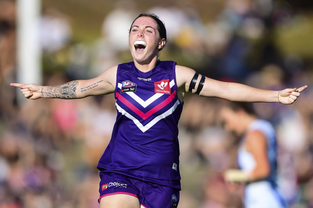 freodockers's tweet photo. Great news! Sabreena Duffy boarded the plane to Melbourne this morning and has been cleared to play 🛫
📝 https://t.co/H7HjcRs9ci #foreverfreo #AFLW https://t.co/4w5vtqa7xy