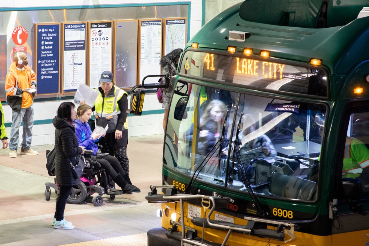 Metro's Cindy Watanabe answers rider questions in the bus tunnel