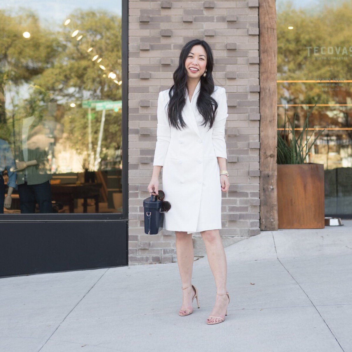 {#newpost} on the blog with <a href="/MaggyLondon/">Maggy London</a> styling a tuxedo dress TWO ways! one dress two ways 👉 on jannadoan.com 🤗 #MLPartner #MyLifeInMaggy #ad #sponsored shop this photo via #linkinbio ✌️ {03.21.19} #liketkit @LIKEtoKNOW_it liketk.it/2AD95