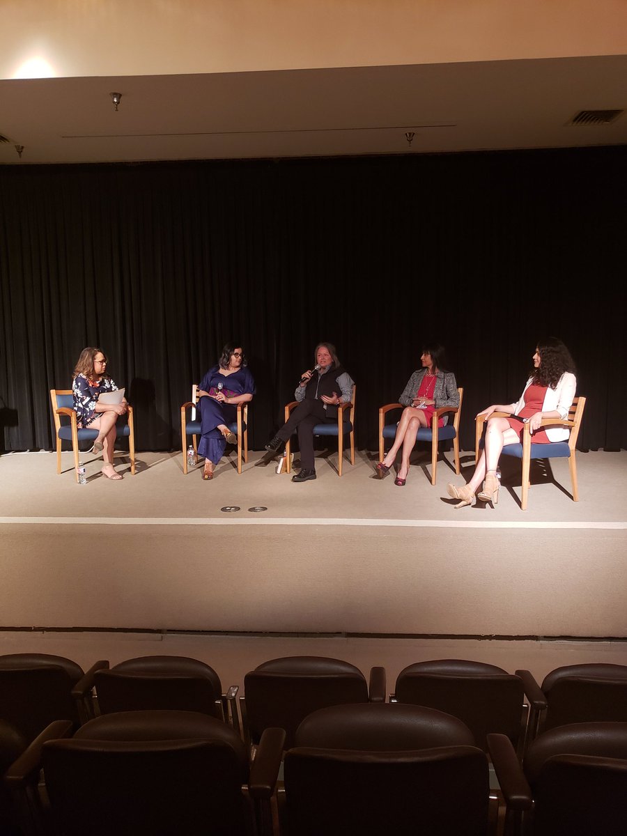 IlianaMTSU's tweet photo. Great time at the #QuienesSomos community panel! Got to learn about my Hispanic/Latino community and women who are leaders here in Fort Worth. Great to see many successful latinas in my community. #MacroReflection #TarletonSOCW @DrNJonesTSU https://t.co/261SIrUmfa