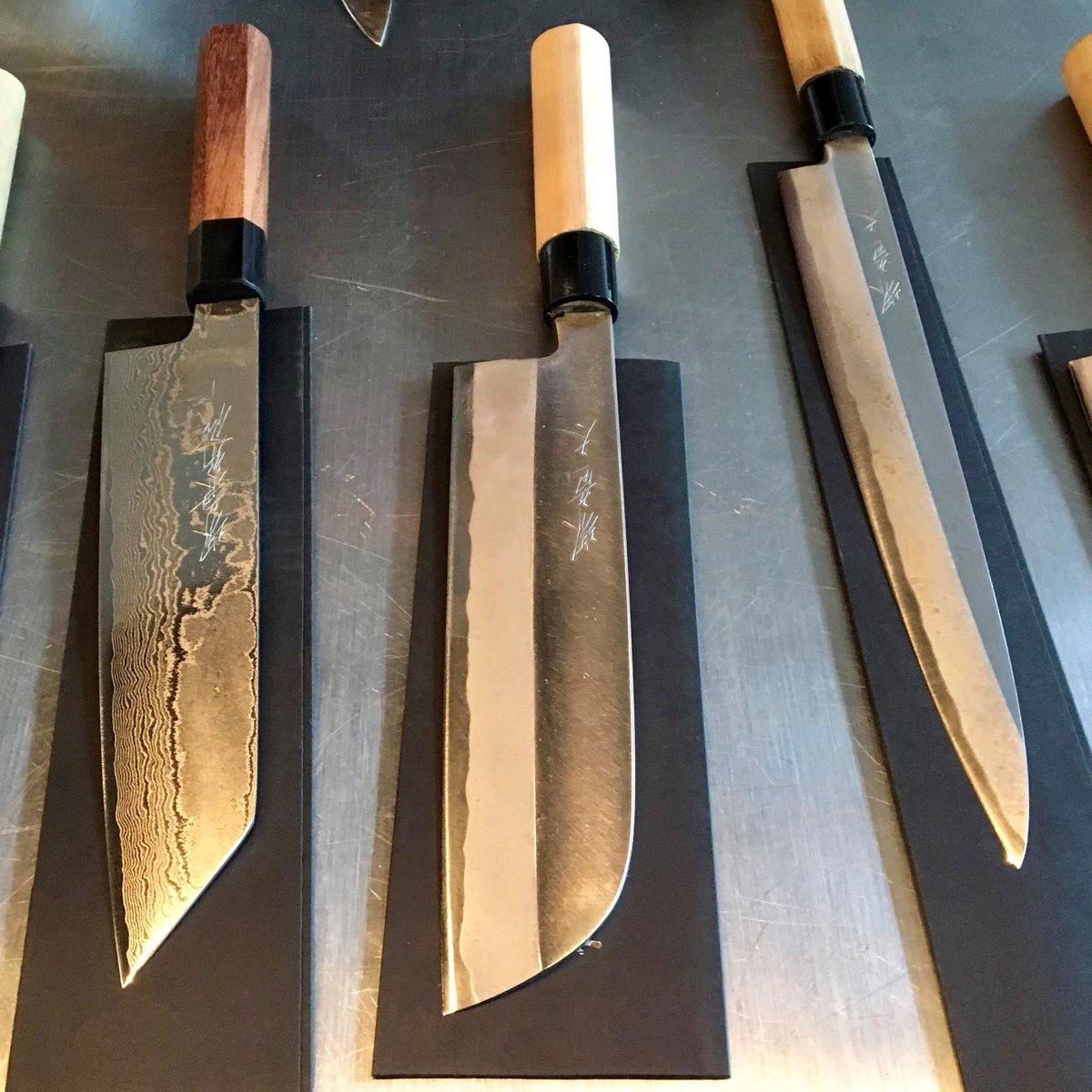 MofaJapan_en's tweet photo. 【#JapanBrandProgram】Bjorn Heiberg,CEO of TOWER KNIVES, visited #Germany, #Denmark and #Finland from March 1 to 8, 2019, and gave presentations on Japanese premium kitchen knives. The audience had “WOW” experience when they used the knives for trial out.
https://t.co/zx5GOfetBL https://t.co/lScmSMPrSo