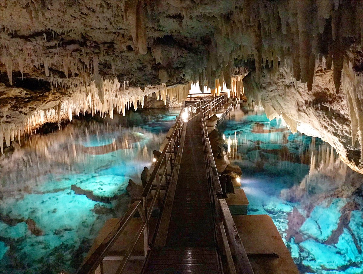 BiancaBujan's tweet photo. The #CrystalCave in @Bermuda was SO absolutely stunning! 😍 #GoBermuda #TravelWriter https://t.co/Z1wehzcYrg