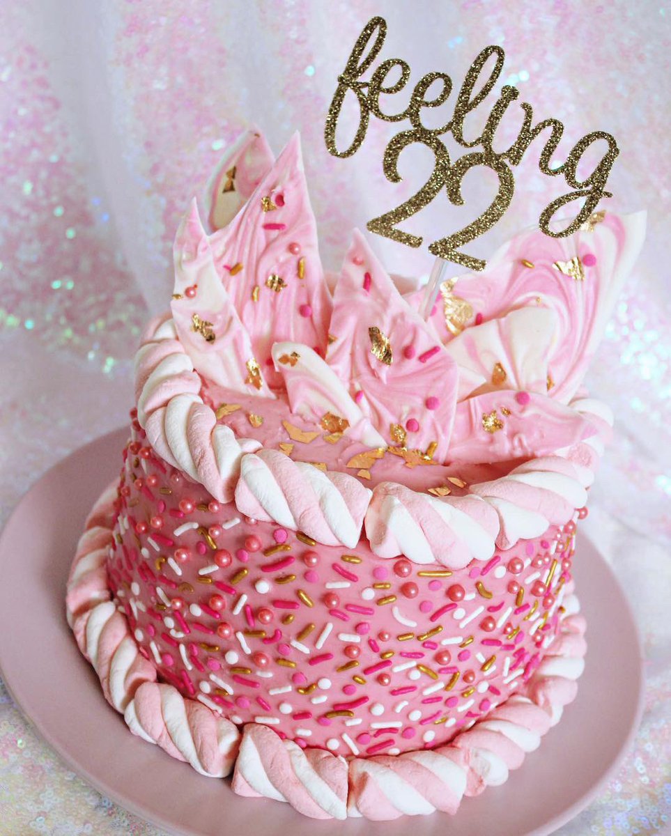 3rdandLuxe's tweet photo. Need a stunning custom cake for your next big event? Contact us now for a consultation: https://t.co/VOdIxioUnu #linkinbio #3RDANDLUXE #BoutiquePlanningService #EventStylists #ContentCreators #PartyBlog #customcakes #cakedecorating #customcakes
All sprinkles by @WiltonCakes https://t.co/ZyjtLPIBj1