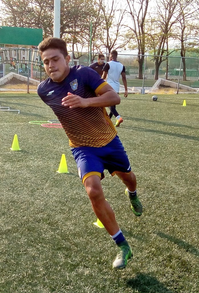 OCELOTES_UNACH's tweet photo. #MisOcelotes cerraron preparación y se reportan listos para recibir este viernes a #Cañoneros 💪🐆⚽👊
#SomosOcelotes 
#EspírituUnach https://t.co/YbdSHUdV6W