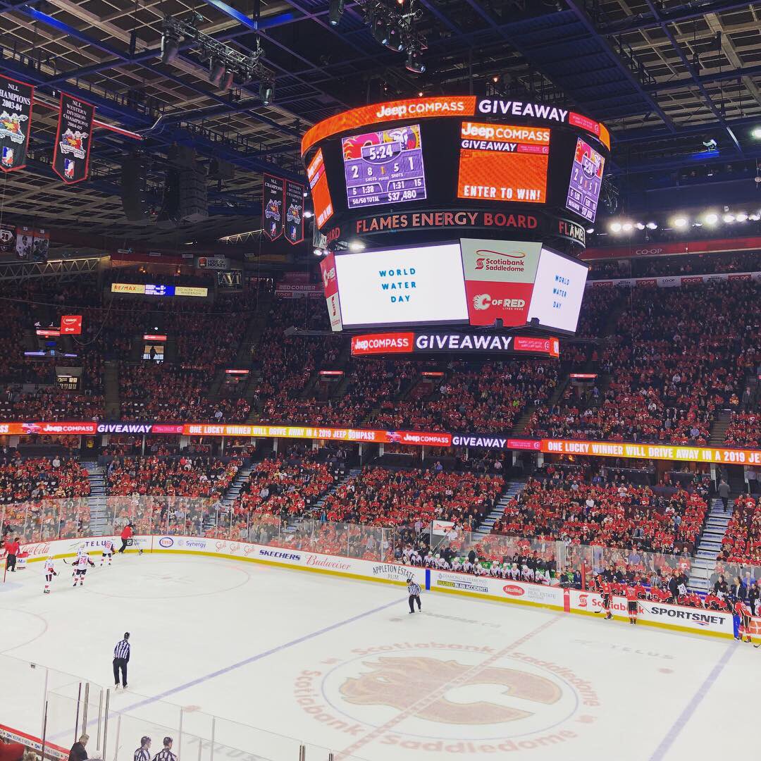 Awesome to see <a href="/cawst/">CAWST</a> and #worldwaterday represented at the <a href="/YYCSaddledome/">Scotiabank Saddledome</a> <a href="/NHLFlames/">Calgary Flames</a> game!! Let’s see that #CofRed turn blue for World Water Day March 22! #paintitblue