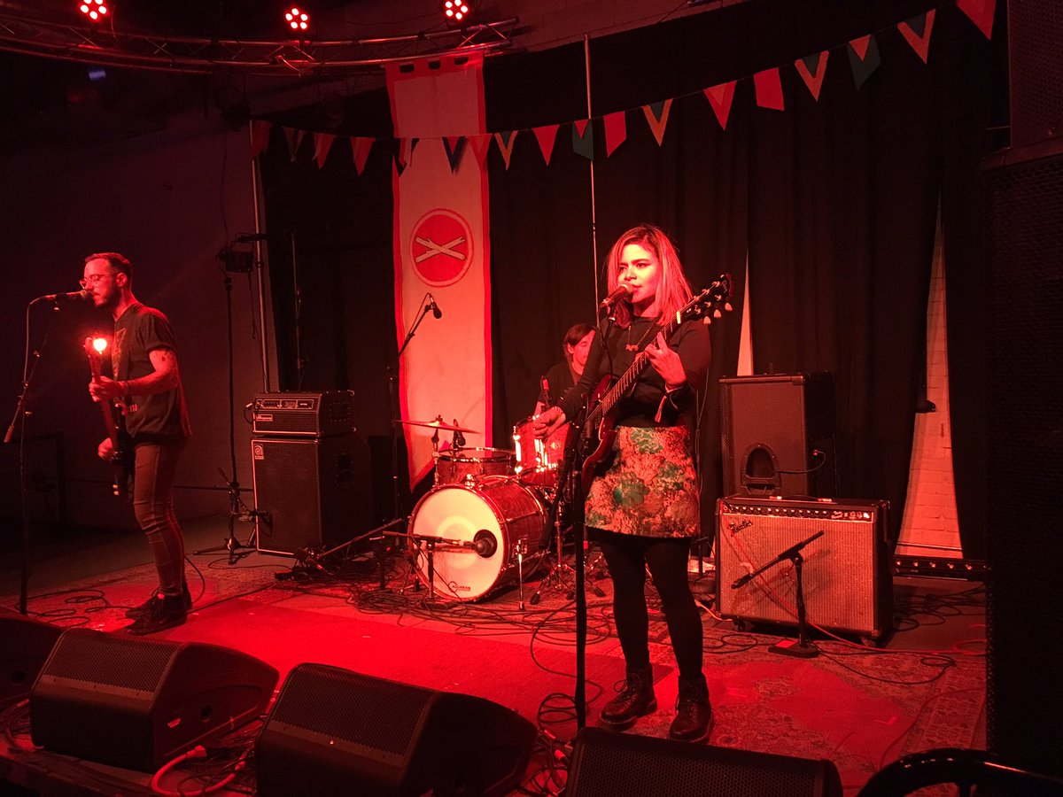 intentmanager's tweet photo. @bloodsband killing it at @treefortfest #aussiemusic https://t.co/hoyRzJhEds
