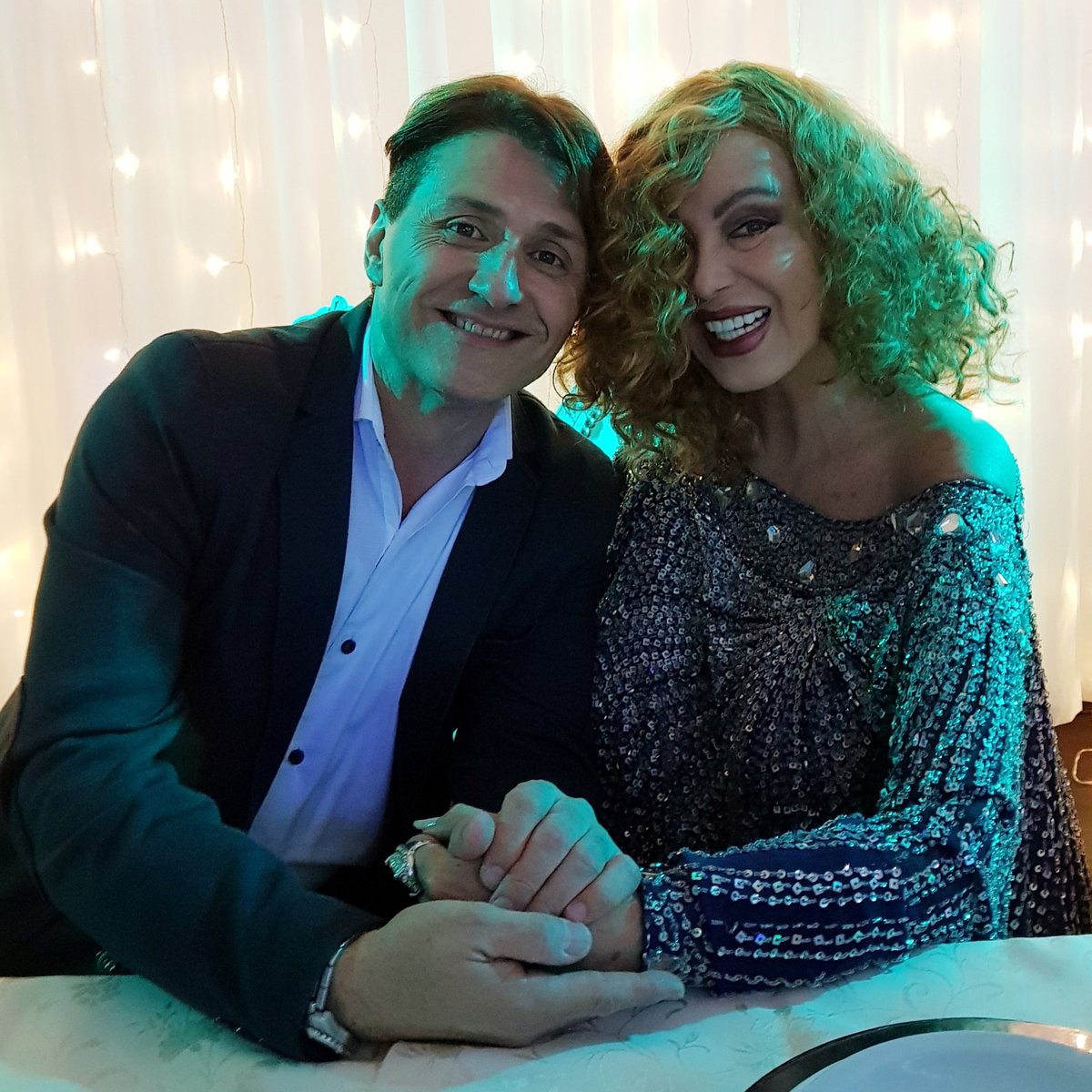 drinaldioficial's tweet photo. Con mi querida amiga Beatriz Salomón en el cumpleaños de su hija Noelia ! Te quiero @Beasalomon  !!! #beatrizsalomon https://t.co/Jj5t7liKQp