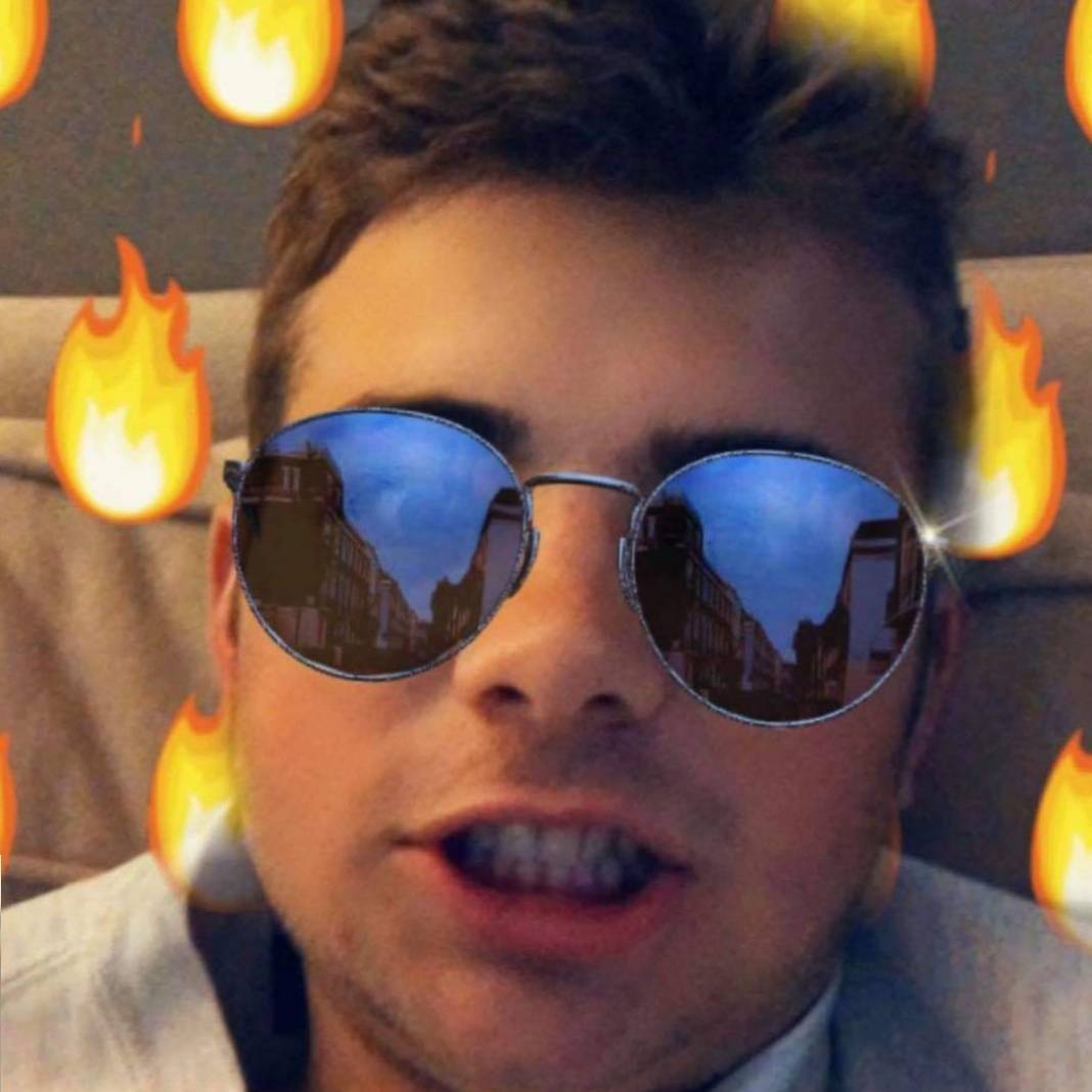 Happy birthday to our new Vice President, Brother Thomas Medola! Hope your 21st is as FIRE as you look in this pic!... Alright I'll show myself out for that one.

Have a great day and weekend brother!