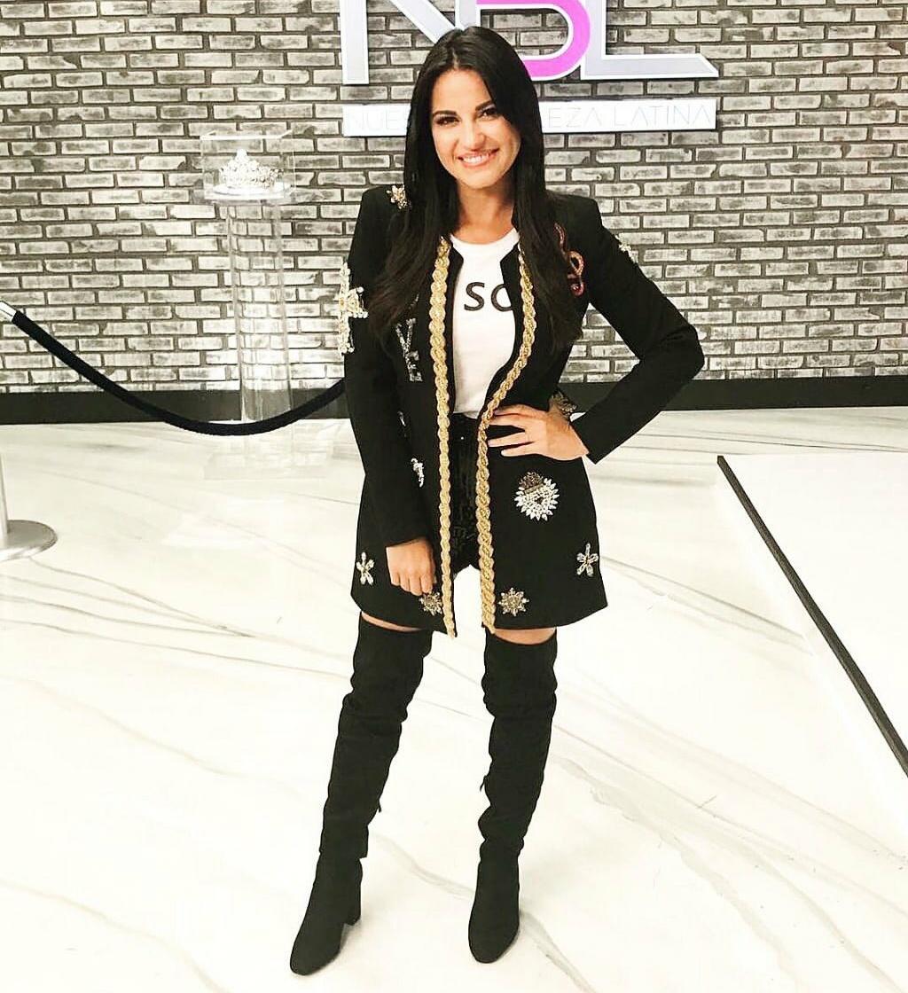 #InfoNewsCR 
<a href="/MaiteOficial/">Maite Perroni Fan Account</a> interpretará #AsíSoy en <a href="/TeletonUSA/">TeletonUSA</a> junto a un invitado especial.
¿Quién será?

univision.com/shows/teleton-…