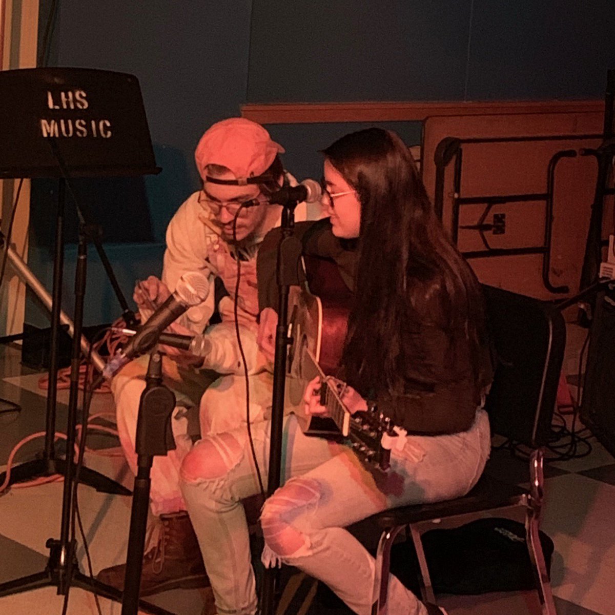 kurtjannke's tweet photo. Splendid show tonight. Can't wait for our final coffee house outside in the courtyard on May 23, yeah, it's going to be good https://t.co/HpTpjLmcqF