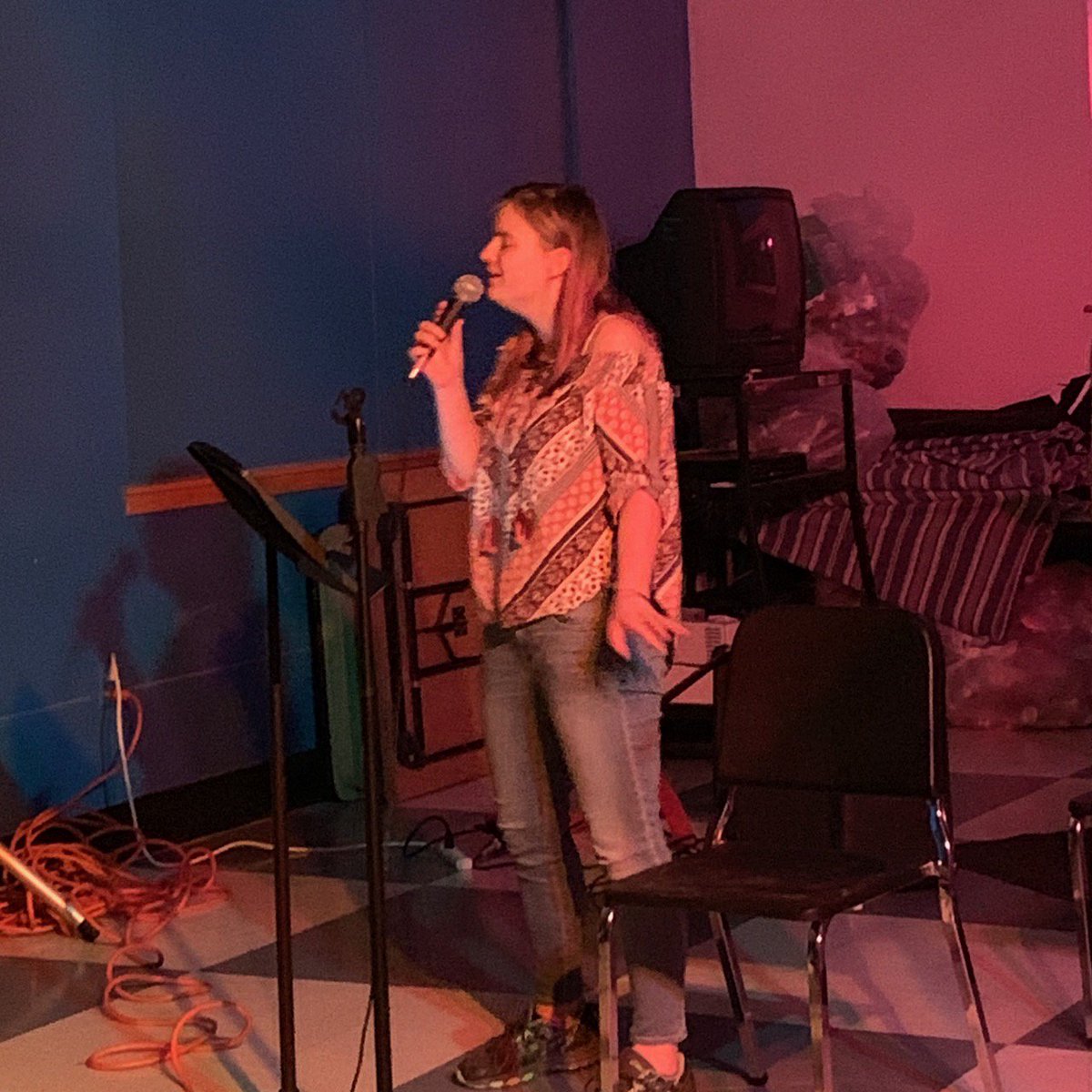 kurtjannke's tweet photo. Such a fun coffee house tonight. Wonderful blend of new and veteran talent. https://t.co/lwLUDYzvnu