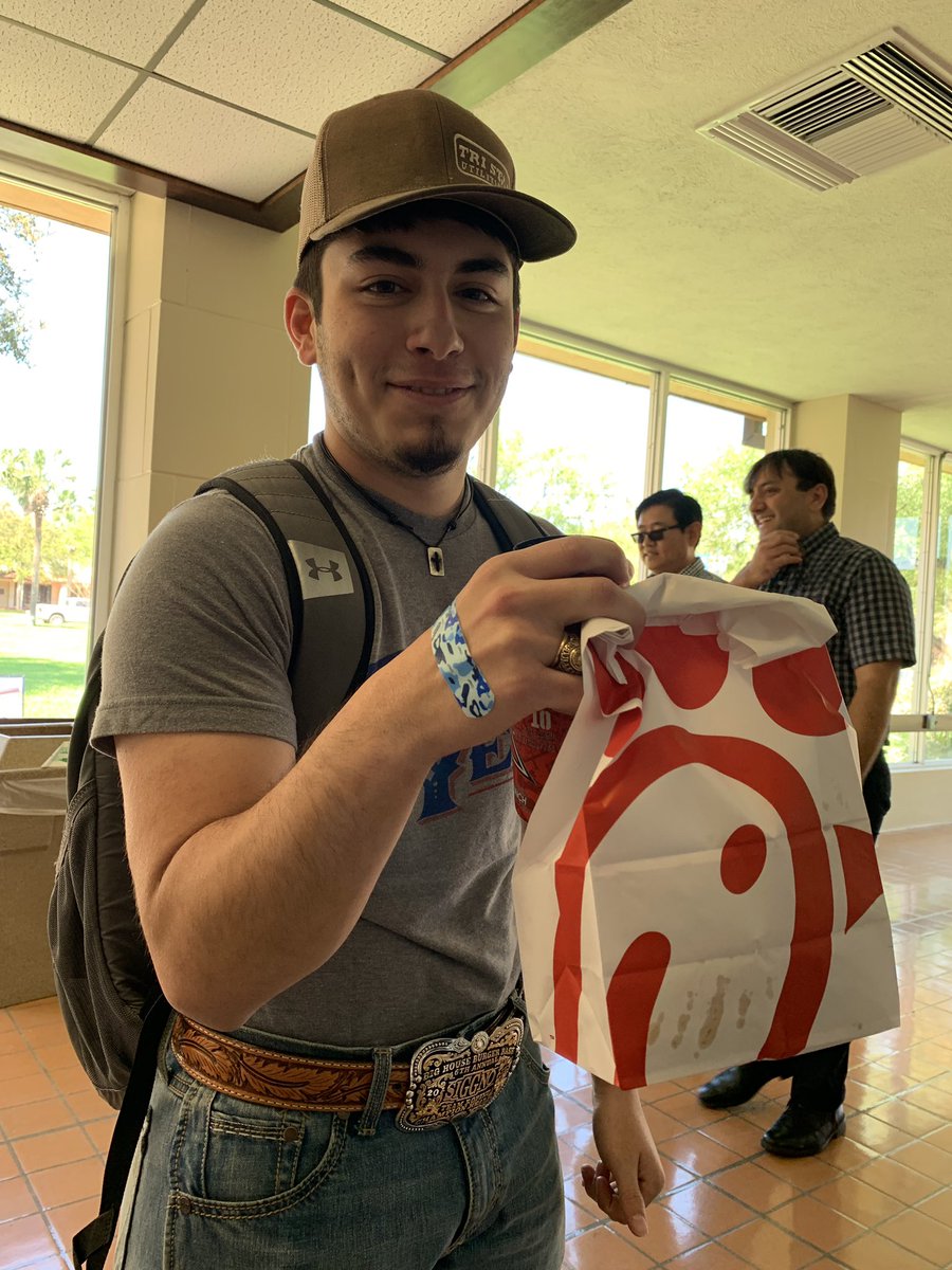 TAMUKDM's tweet photo. It’s #ChildrensHospitalWeek Show your support for your local CMN Hospital & don't forget to register for Dance Marathon where all the proceeds go to Driscoll Children's Hospital in Corpus Christi, TX. Registration link in bio
#TAMUKDM #JavelinaNation #TooLegitToSit #FTK https://t.co/i06qO6UCiN