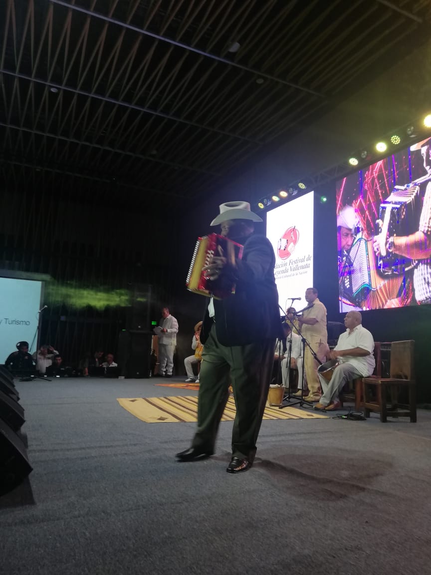 CanalTRO's tweet image. #Entretenimiento / En el centro de convenciones #Neomundo se realiza el lanzamiento del Festival de la Leyenda Vallenata 2019, donde se presentan algunos de los reyes vallenatos #CanalTRO