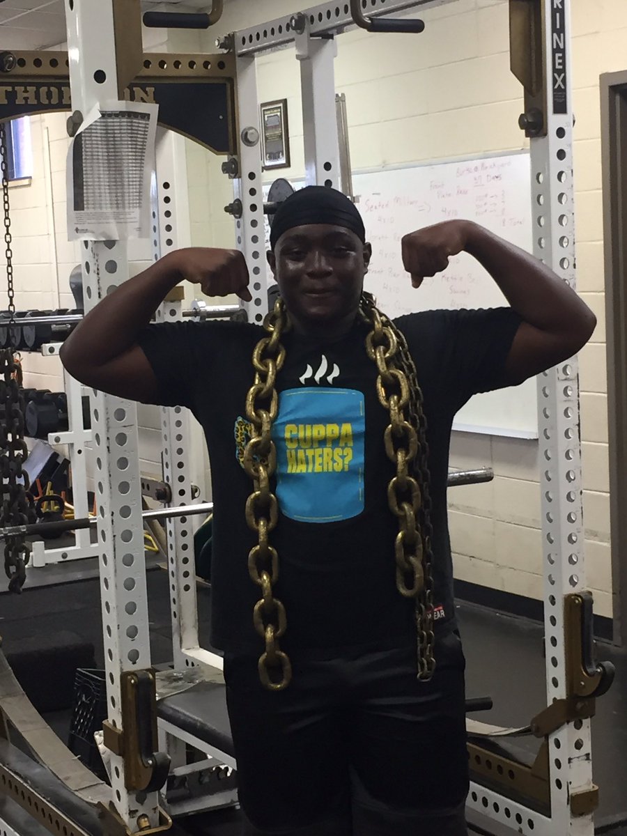 BulldogsThomson's tweet image. 2nd period lifter of the day! Cameron Wells! Great job competing..overcoming adversity...big things from this one! #dogstrong #thomsonfootball