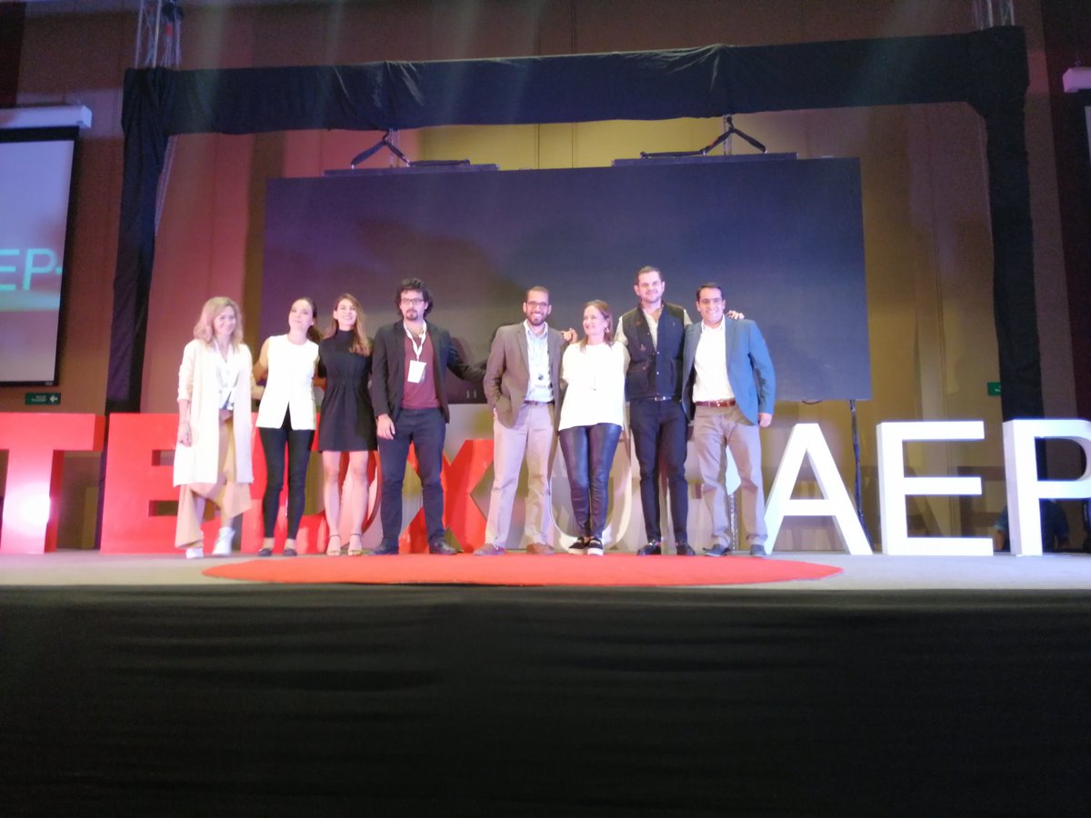 agueda_mtz's tweet photo. Gracias @PatyArmendariz @carlosaguila por esta @TEDTalks en @UPAEP #DisruptiveKey #Alerombo ejemplo magnífico 👏 @SharkTankMx 🦈 https://t.co/dd01W89yzs