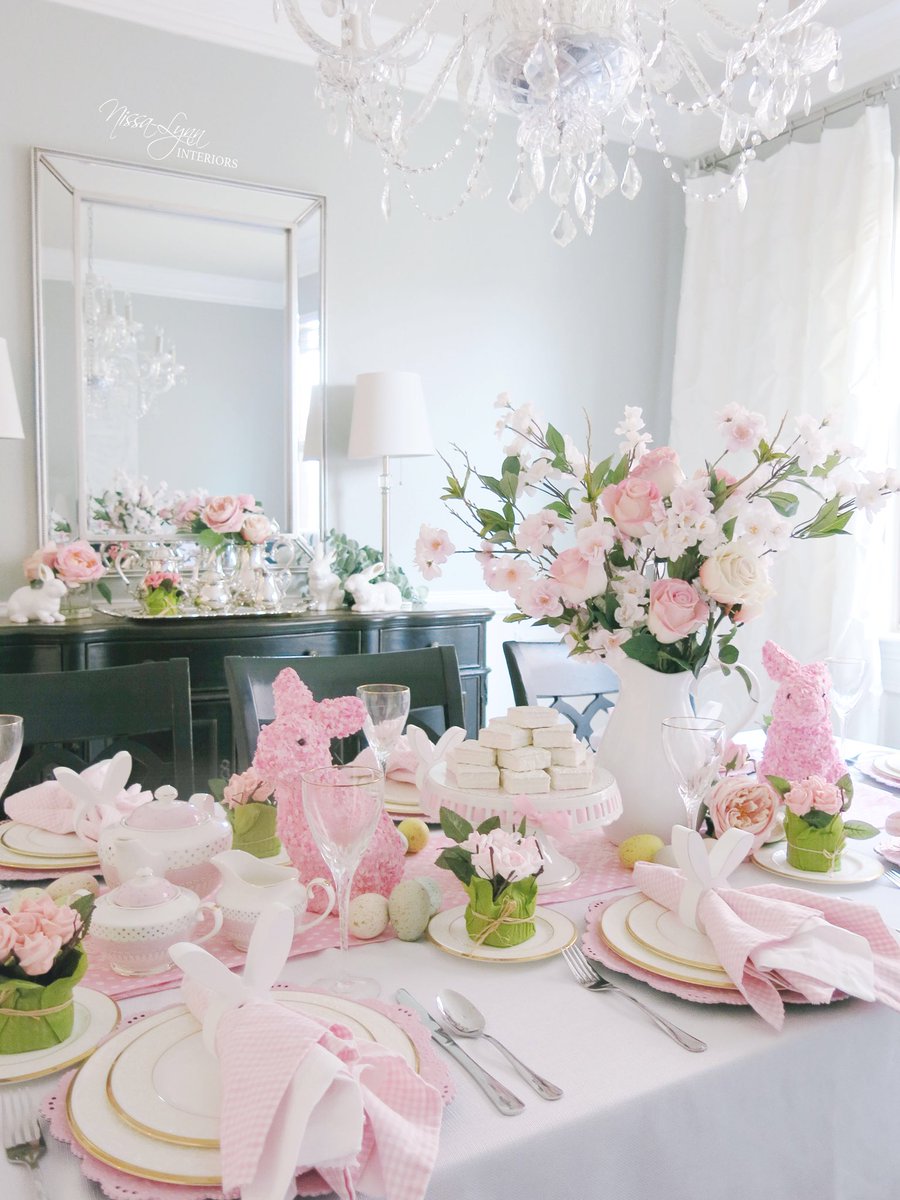 I’m so excited to share with you my Easter tablescape! Easter is one of my favorite holidays to decorate for, and this year I devoted the entire tablescape to pink, white and lots of florals! 🌸 #Easter #eastertablescape #easterdecor #fauxflorals #michaelsstores #target