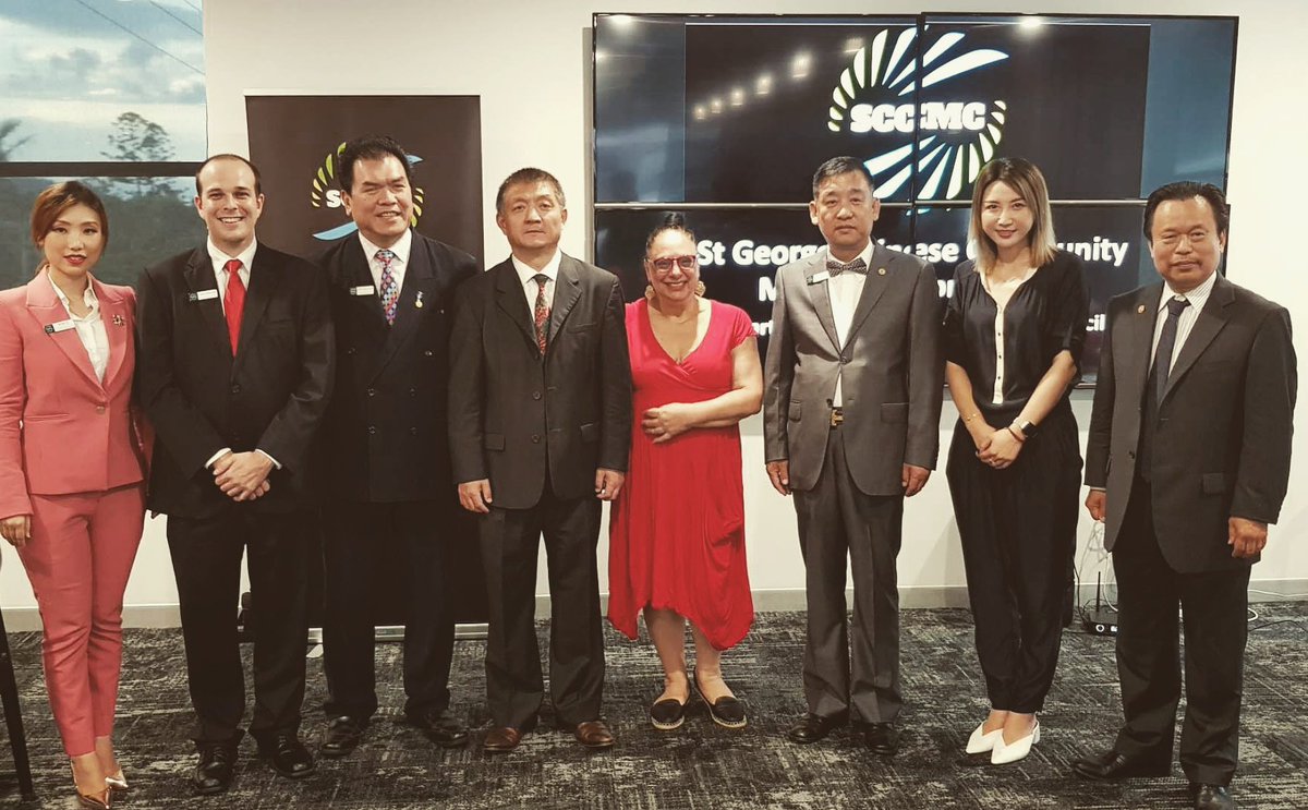 johnwnprescott's tweet photo. 🙏 Glad to be apart of the St. George Chinese Community Memorial Committee! Tonight we are hosting a charity dinner tonight to raise money for the memorial! Group photo🤳 just before we get busy! #groupphoto #stgeorge #charity #charityevent #makingmoney #memorial https://t.co/CqimJnTOTQ