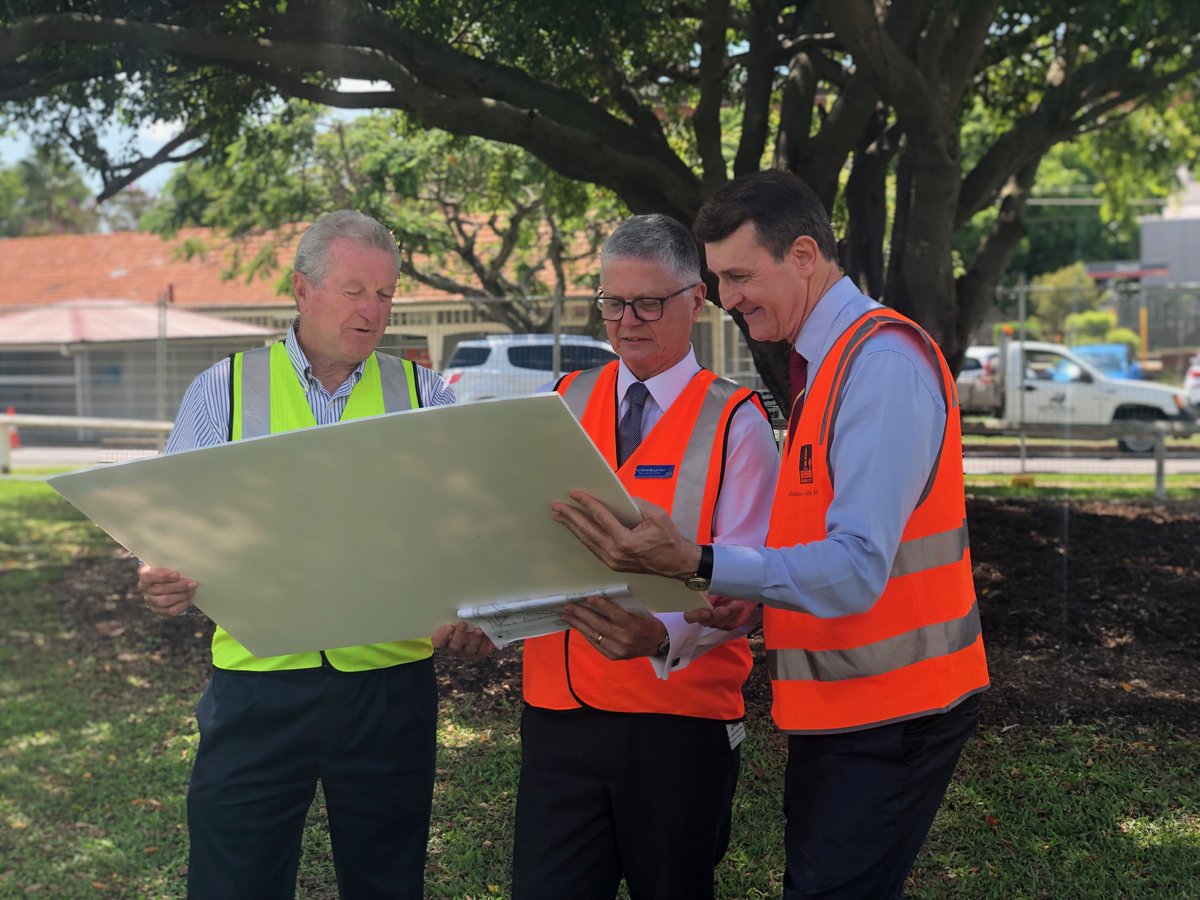 BrisRacingClub's tweet photo. The BRC, including Chairman Neville Bell has been working closely with the Brisbane City Council, @the_Councillor_  &amp; @Team_Quirk on the major refurbishment of Ascot Park, and is delighted that it will form a key part of this community as a vibrant green space. #bneraces https://t.co/5ESQrSXLDa