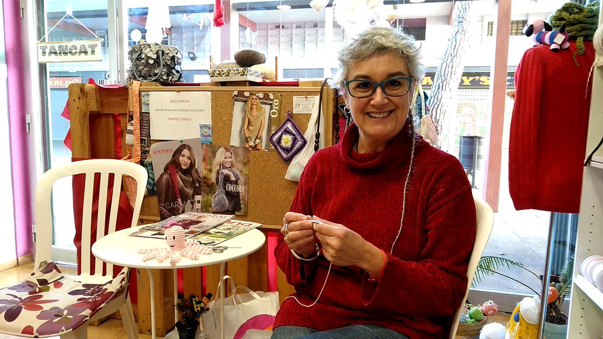 La Gemma, del Fòrum de Labors del barri del Besòs i el Maresme,  creu que el #RecBarcelona és una bona eina per promocionar la seva botiga!

Descarrega't l'App i troba els comerços del teu barri al mapa! ow.ly/RbgS30o7tB2 

@BCN_Comerc @AltresEconomies @forumdelabors